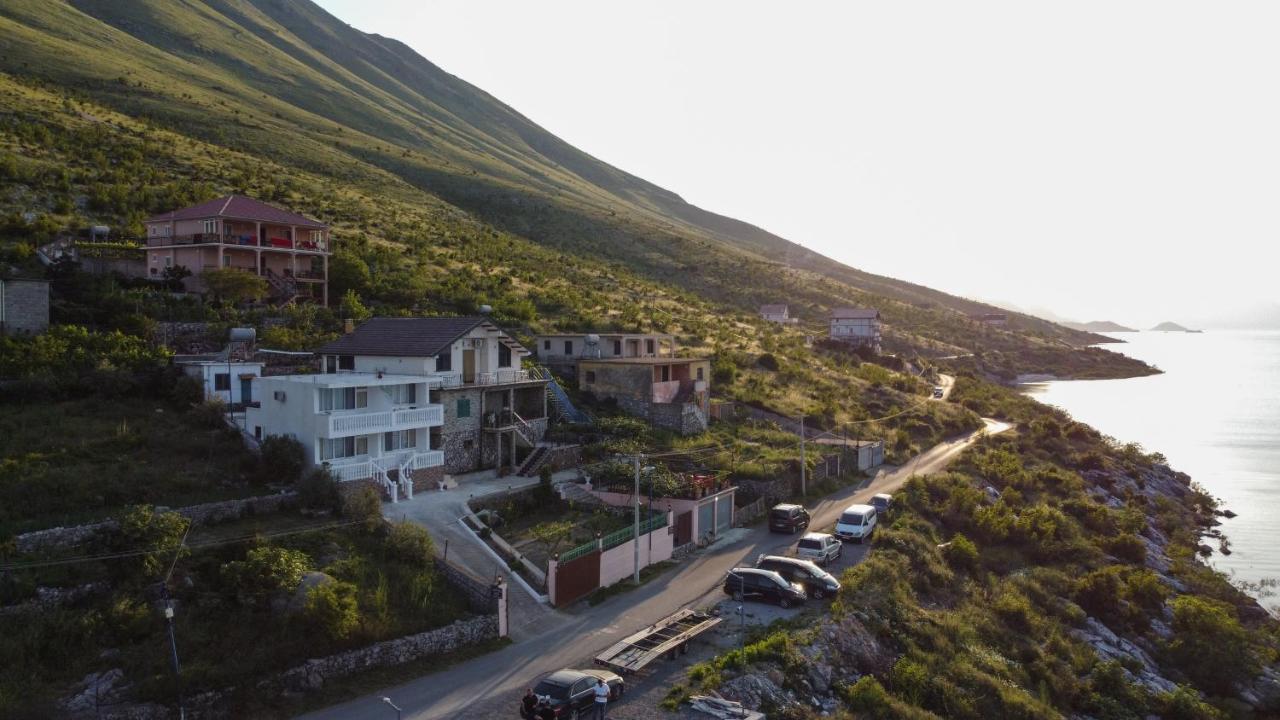Lakefront House Široka エクステリア 写真